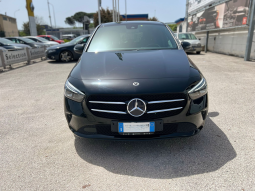 MERCEDES CLASSE B 180D SPORT pieno