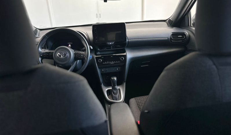 TOYOTA YARIS CROSS pieno