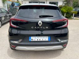 RENAULT CAPTUR TECHNO TCE 90 pieno