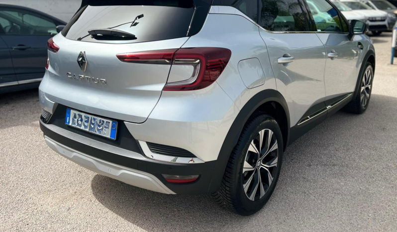 RENAULT CAPTUR TECHNO TCE 90 pieno