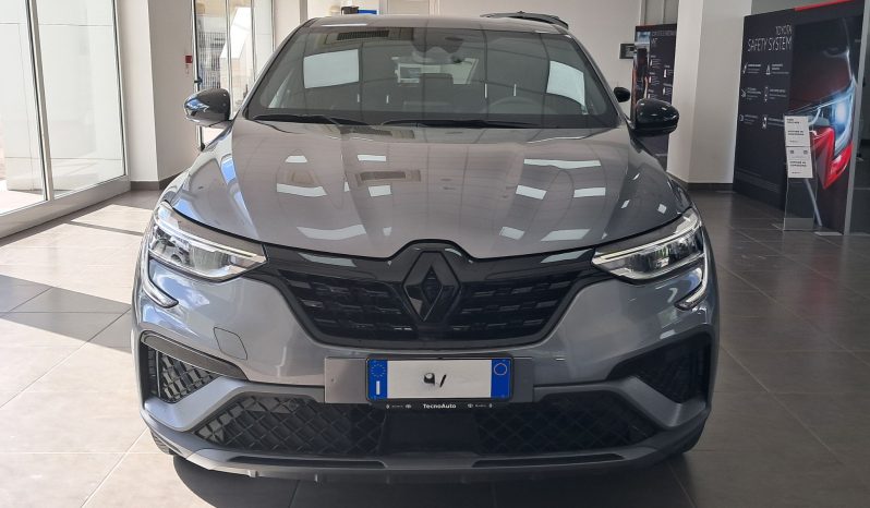 RENAULT ARKANA E-TECH HYBRID ENGINEERED 145 pieno