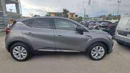 RENAULT CAPTUR INTENS TCE 100 GPL pieno