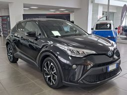 TOYOTA C-HR 1.8 HYBRID TREND E-CVT pieno