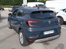 RENAULT CAPTUR EQUILIBRE TCE 100 GPL pieno