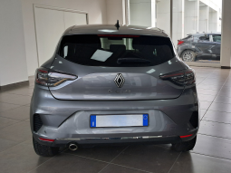 RENAULT CLIO TECHNO 1.0 TCE 90CV pieno