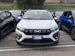 NUOVA DACIA SANDERO STEPWAY EXPRESSION pieno