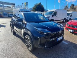 TOYOTA YARIS CROSS 1.5 TREND – NERO pieno