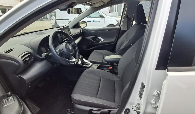 TOYOTA YARIS 1.5 HYBRID ACTIVE pieno