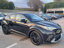 TOYOTA C-HR 1.8 HYBRID BLACK EDITION pieno