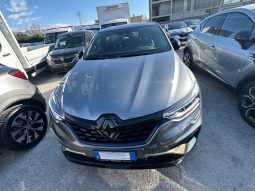 RENAULT ARKANA FULL HYBRID 145CV pieno