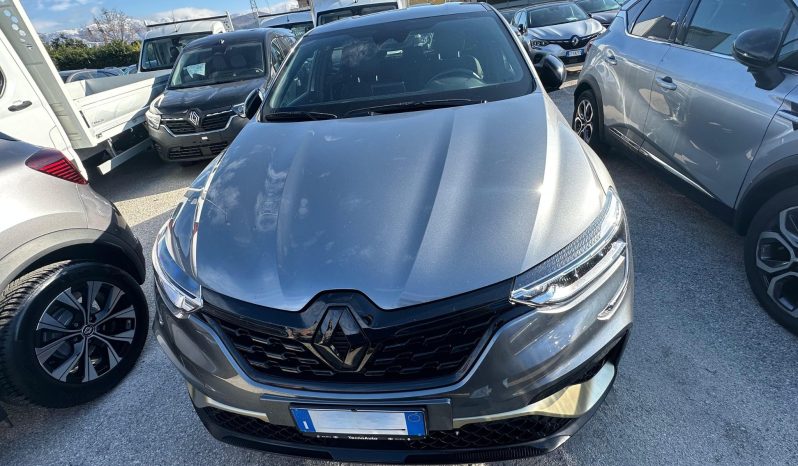 RENAULT ARKANA FULL HYBRID 145CV pieno