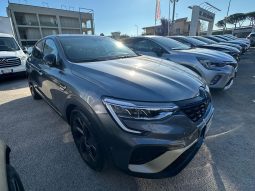 RENAULT ARKANA FULL HYBRID 145CV pieno