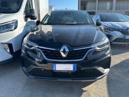 RENAULT ARKANA RS LINE HYBRID 145 pieno